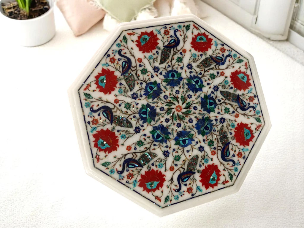 Round Marble Inlay Corner Table Handicraft Gemstone